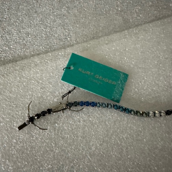 Kurt Geiger - Picture 9 of 11